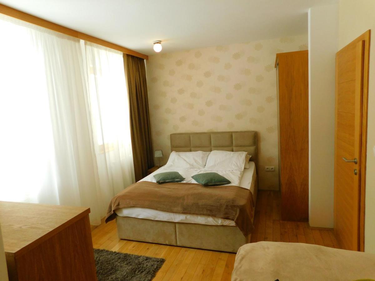 Apartments Rapid Яхорина Екстериор снимка
