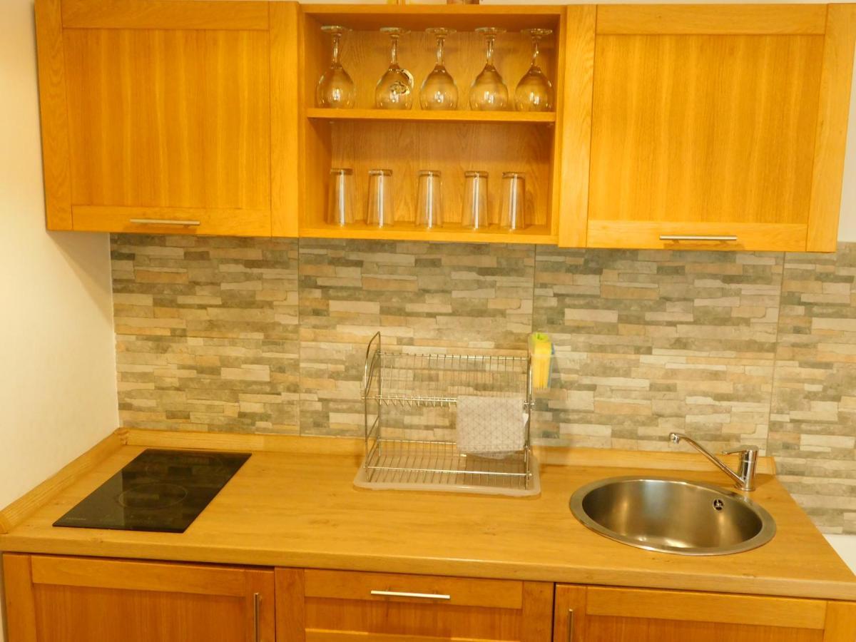 Apartments Rapid Яхорина Екстериор снимка