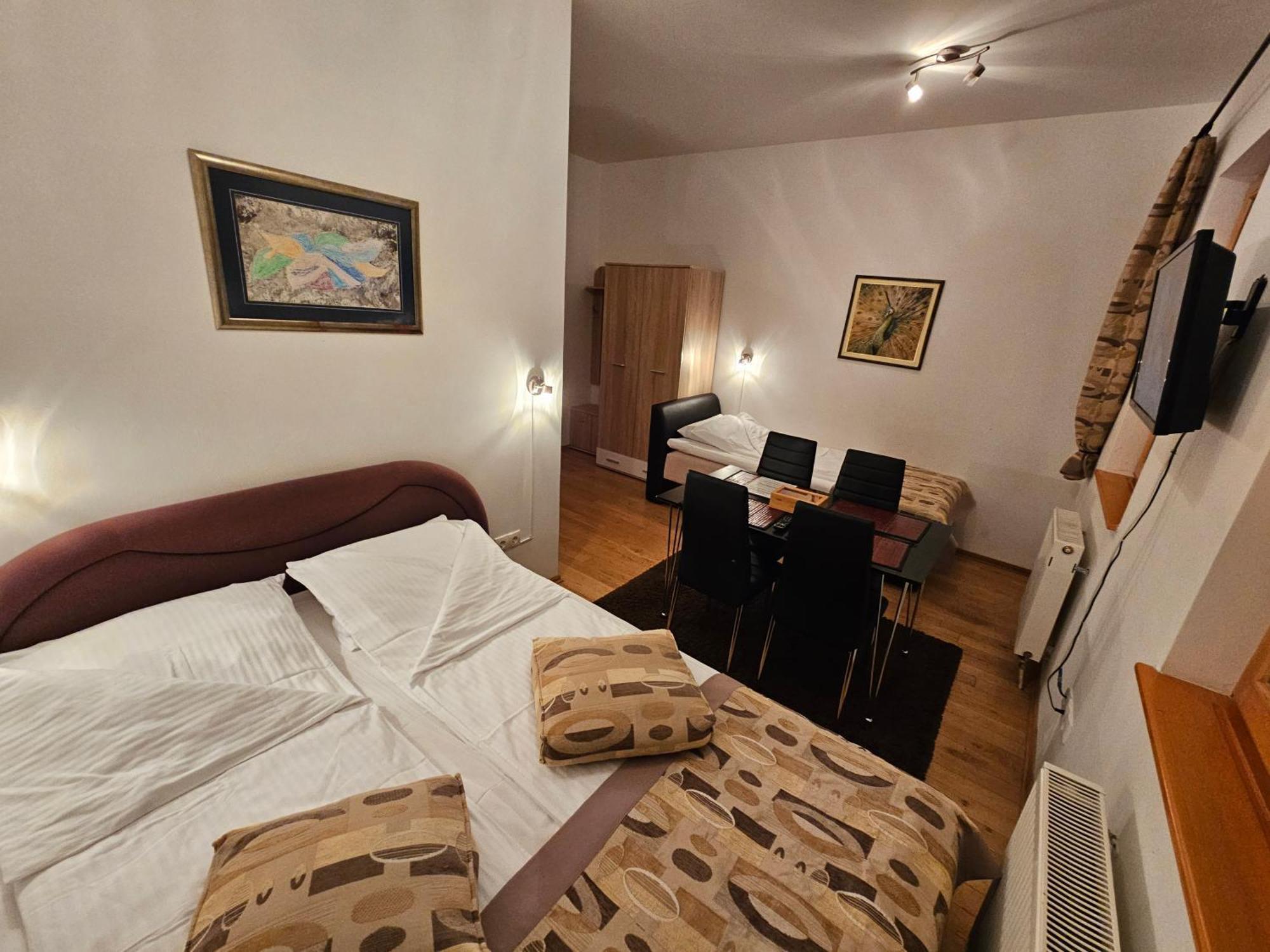Apartments Rapid Яхорина Екстериор снимка