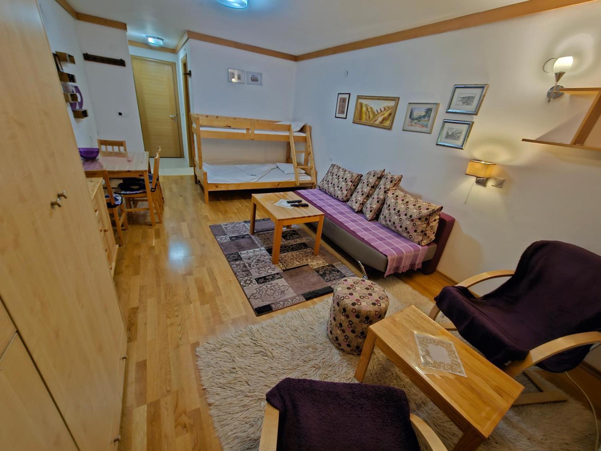 Apartments Rapid Яхорина Екстериор снимка