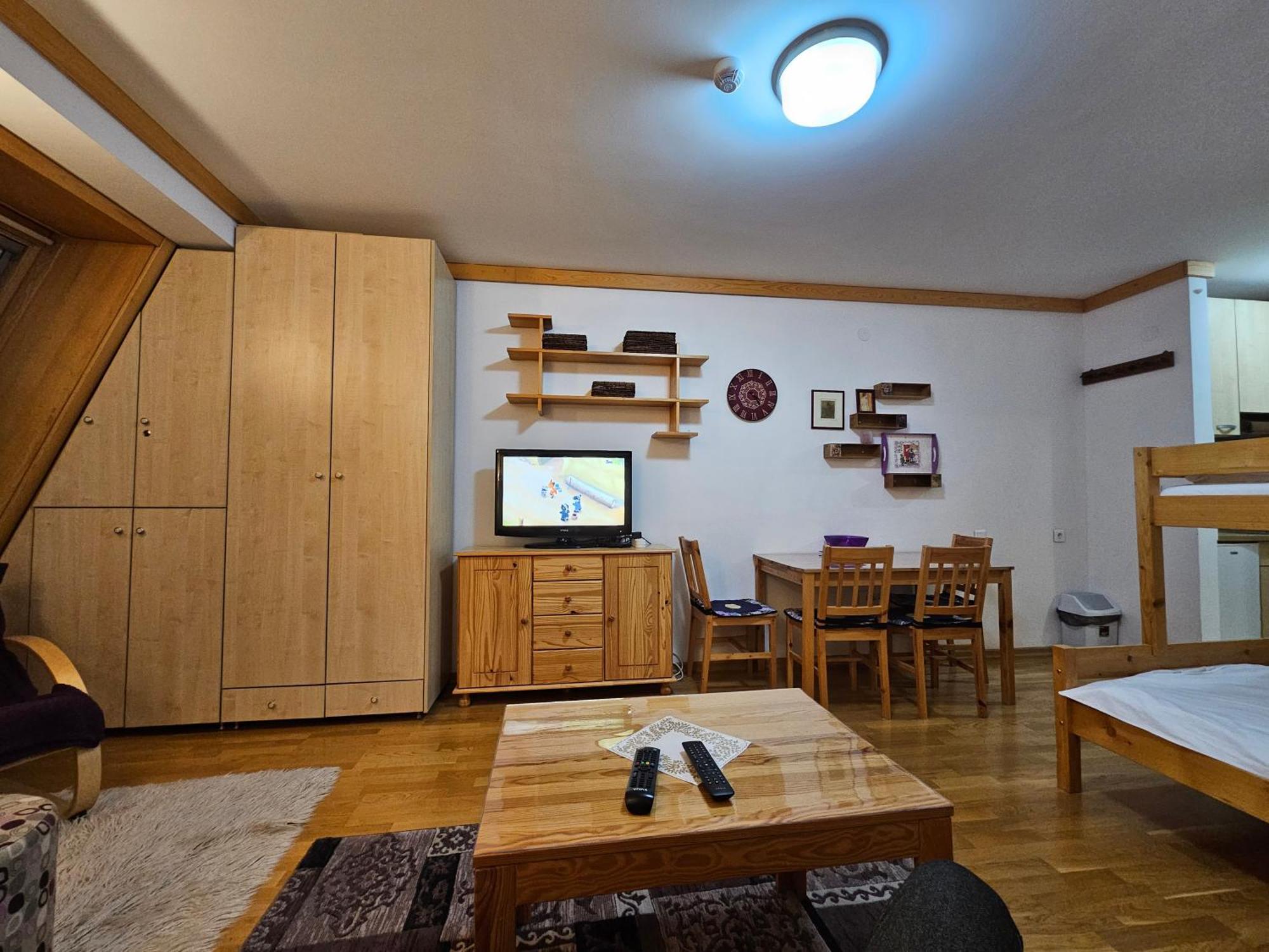 Apartments Rapid Яхорина Екстериор снимка