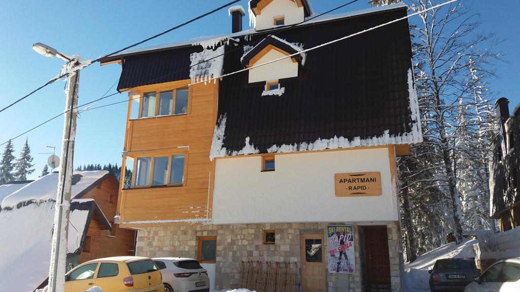 Apartments Rapid Яхорина Екстериор снимка