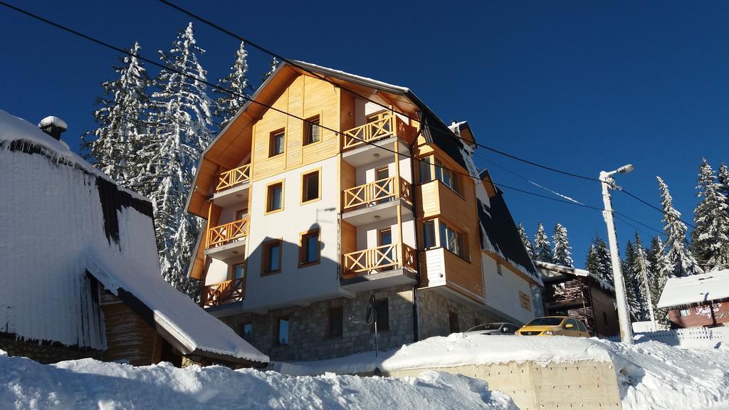 Apartments Rapid Яхорина Екстериор снимка